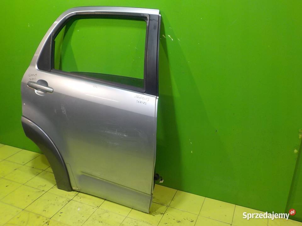 DAIHATSU TERIOS II 09r 5D drzwi prawe tyl Suków sprzedam
