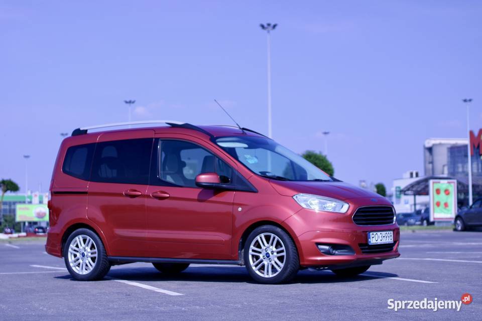 Ford Tourneo Courier 16 TDCi Titanium 1560cm3