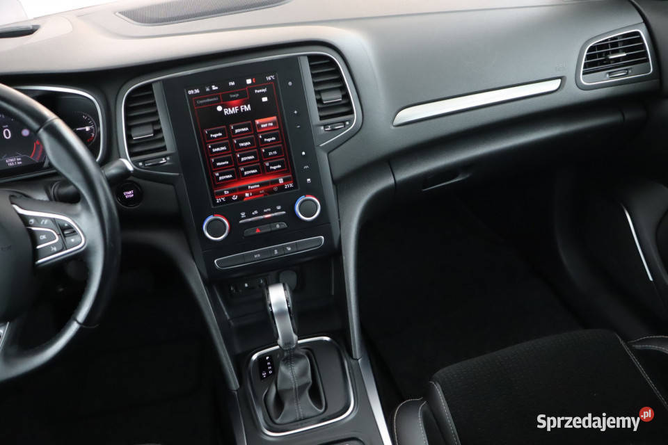 Renault Megane 12 TCe światła przeciwmgielne Zabrze