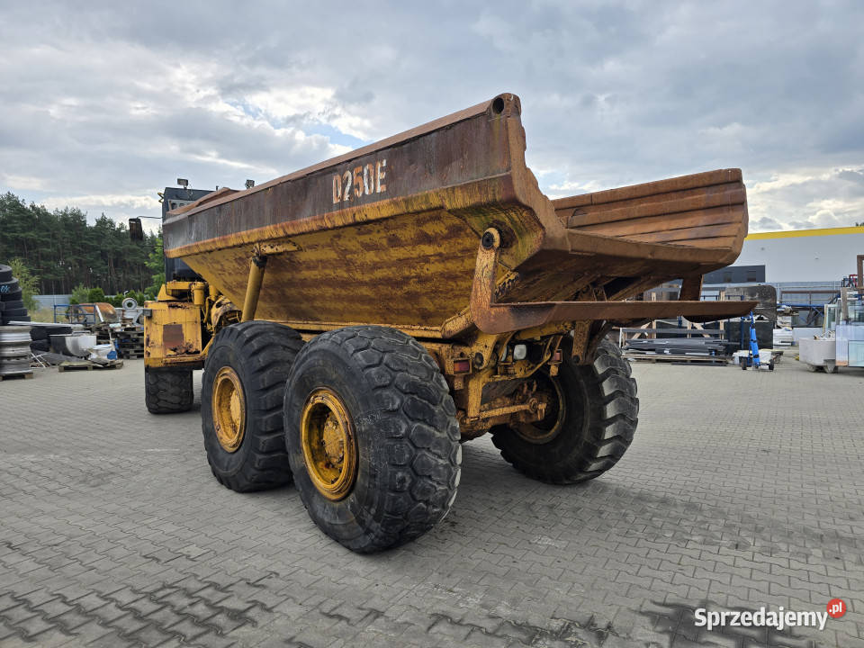 Wozidło CATERPILLAR D 250 E 6x6 173 t 14 m3 Rudolfowo