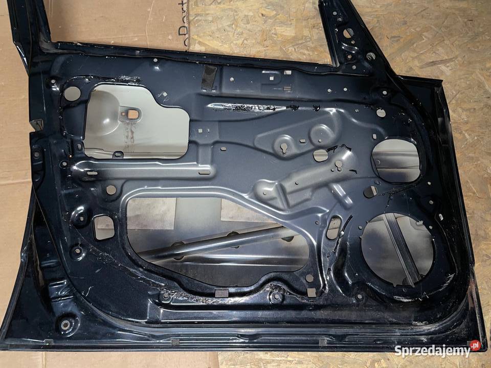 DRZWI PRZEDNIE LEWE SUZUKI SX4 Czarny Dunajec