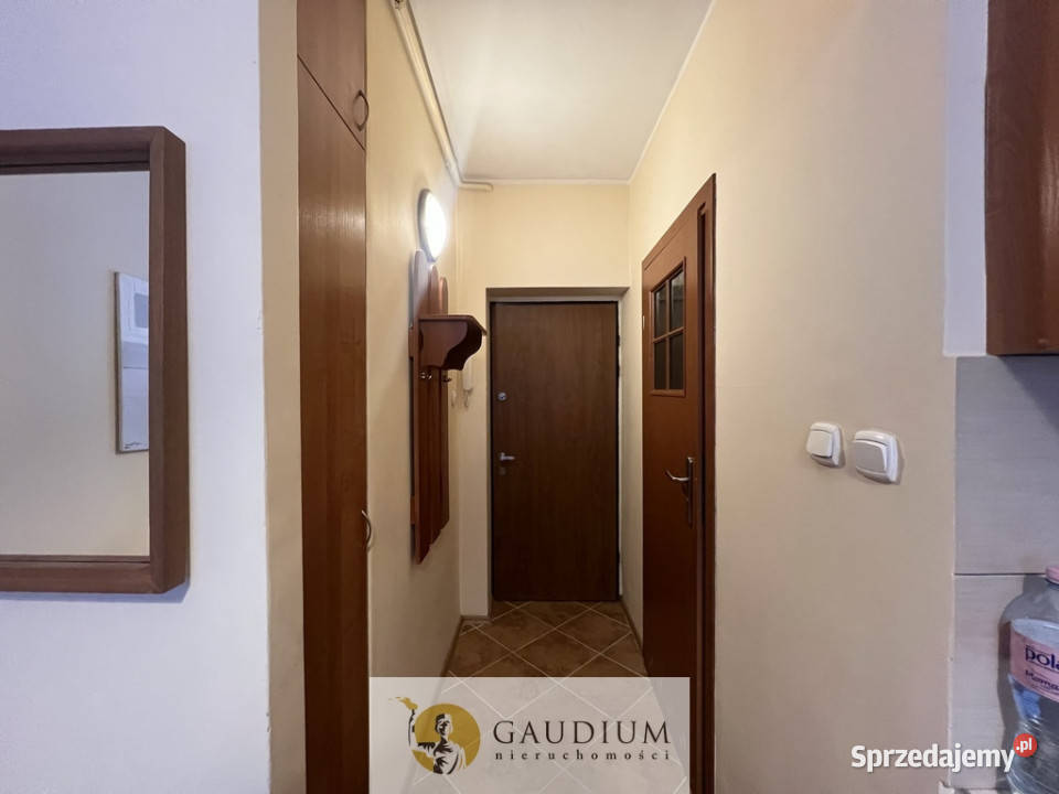 Przytulna kawalerka z parkingiem Przymorze Małe