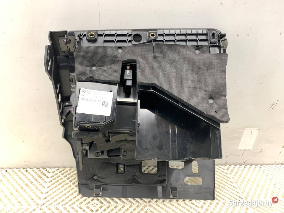 SCHOWEK PASAŻERA AUDI Q3 II SUV 83B857035A PÓŁKA sprzedam