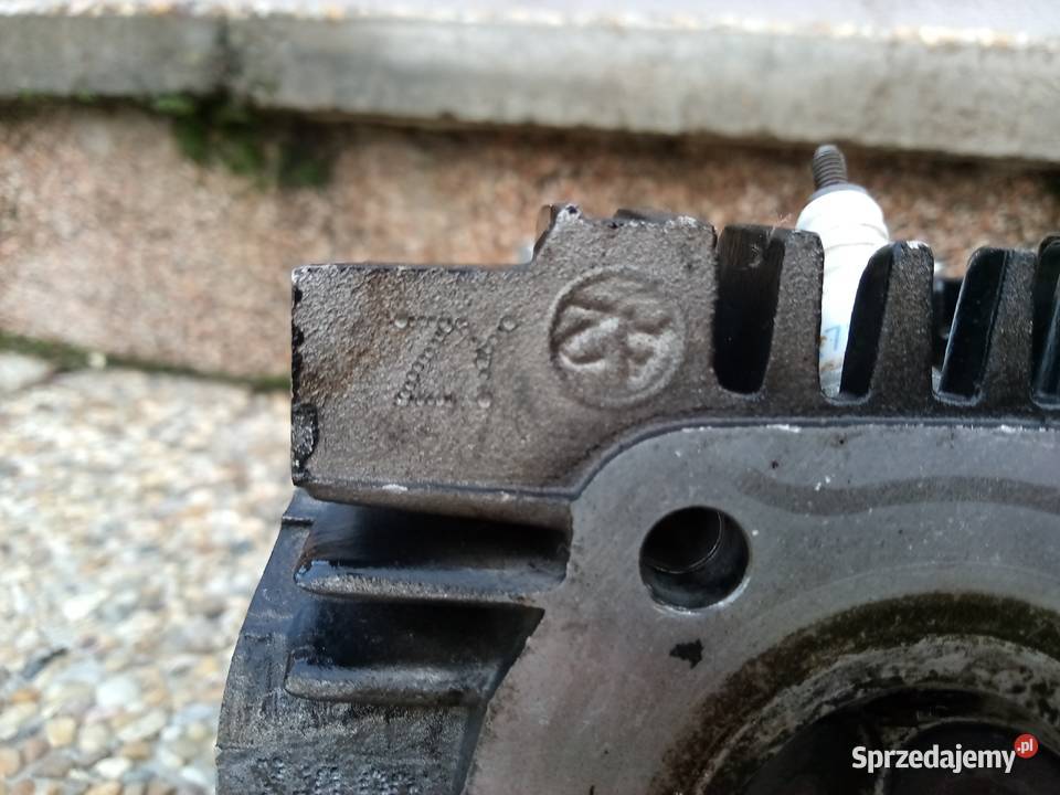 Głowica Do Silnika 139FMB Motorower 50cc Czarna