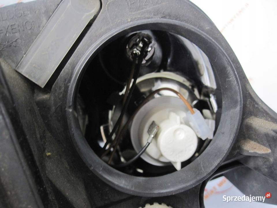 VW TOUAREG I 06r lampa prawa przód 7L6941016CG Kielce sprzedam