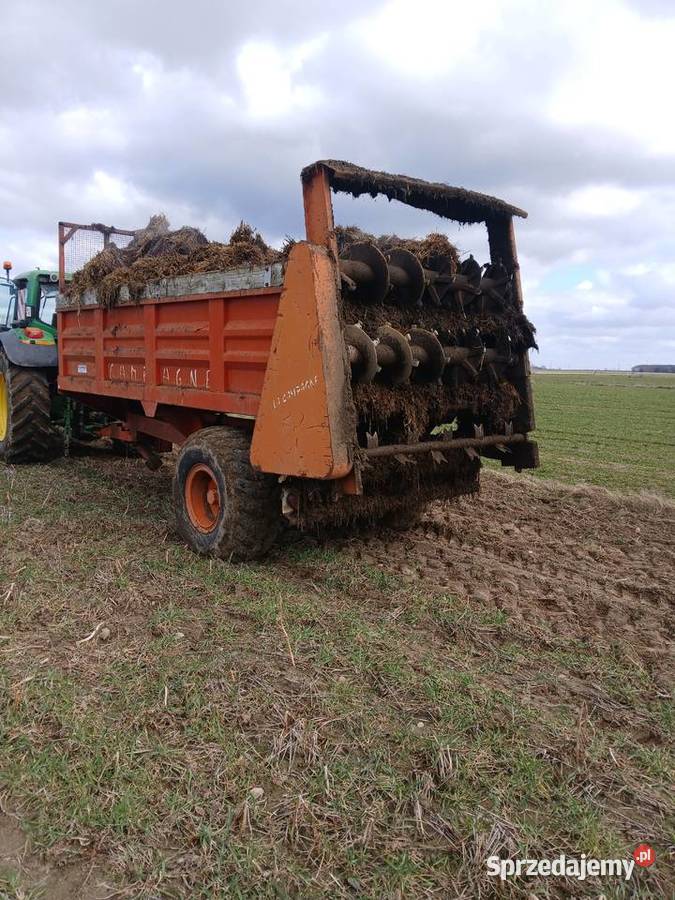 Sprzedam rozrzutnik obornika 8T Turek