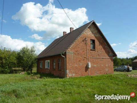 Dom we wsi Ubocze
