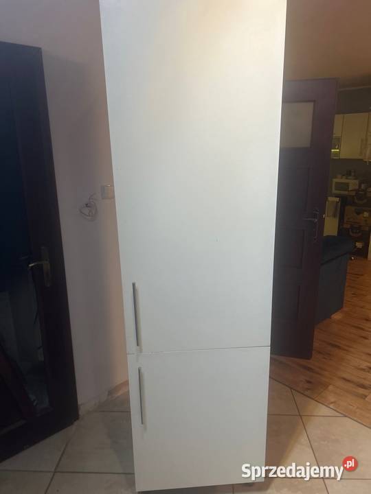 Lodówka w zabudowie Leszno