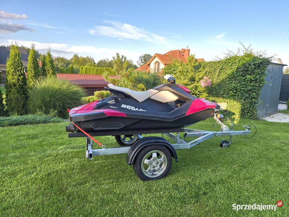 Przyczepka pod skuter wodny łódź Zarejestrowani Mława sprzedam