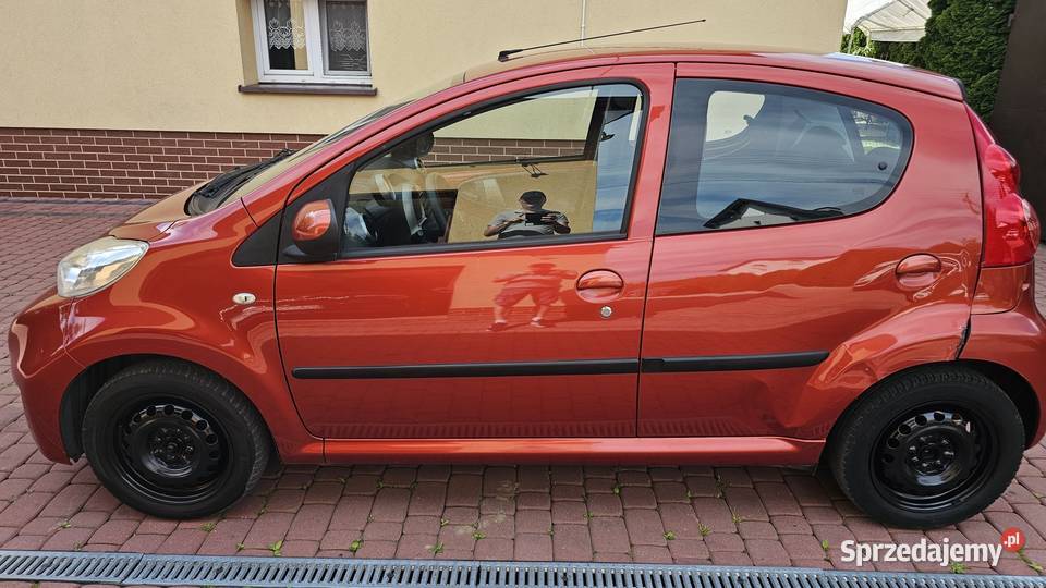 Peugeot 107 10 68 2009r z Francji Opłacony Sanok podkarpackie