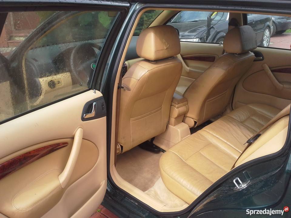 SKODA OCTAVIA 18T LAURINKLEMENT KOMBI LIFT Turka