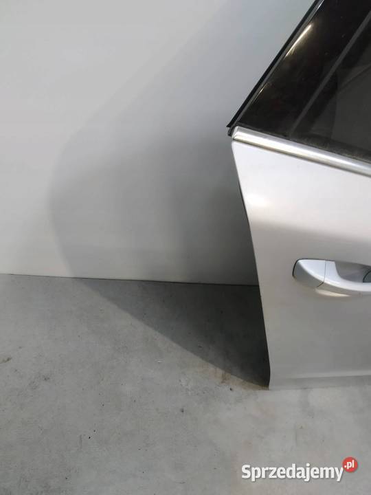 DRZWI PRAWE TYŁ KOMBI LA7W Skoda Superb II świętokrzyskie