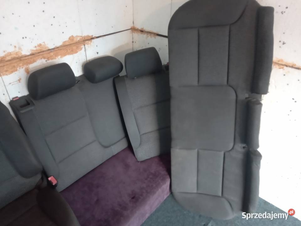 Audi A3 8P fotele tylne komplet hatchback trzy Rok produkcji 2004 Biała Podlaska