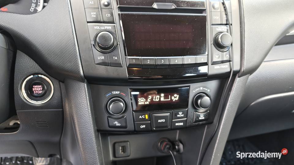 Suzuki Swift 12 94 Premium 2011 Keyless Zarejestrowany w Polsce