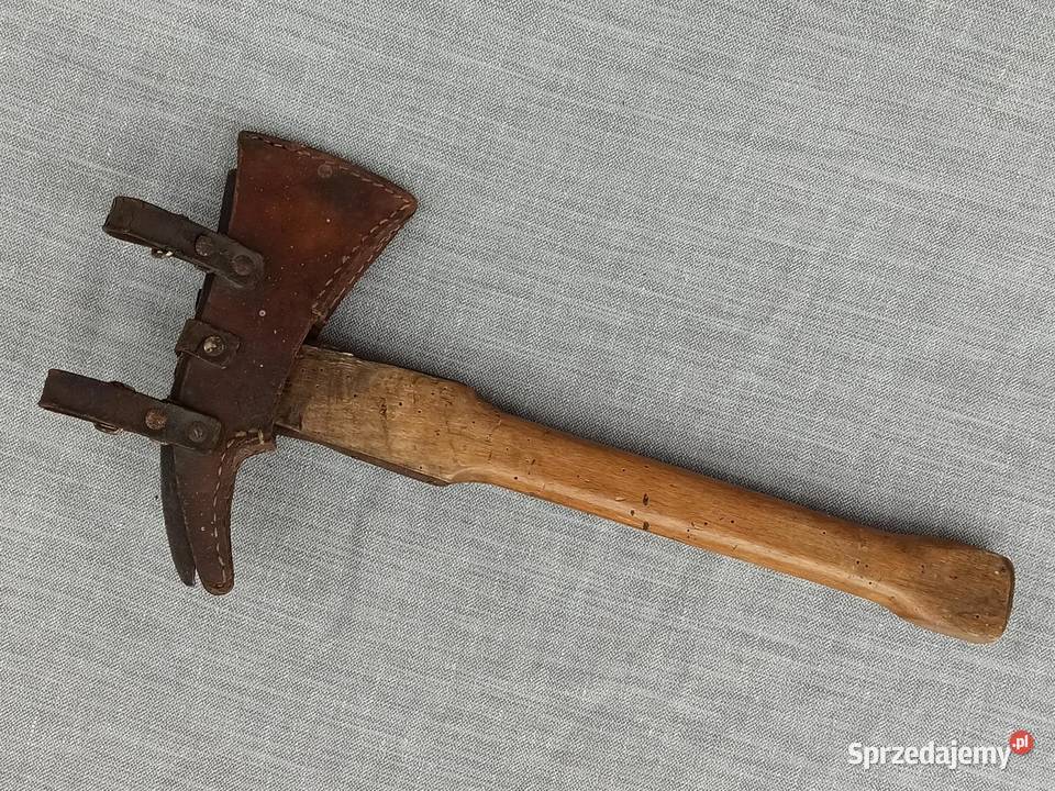 Chełm i toporek strażacki PRL dolnośląskie Wrocław