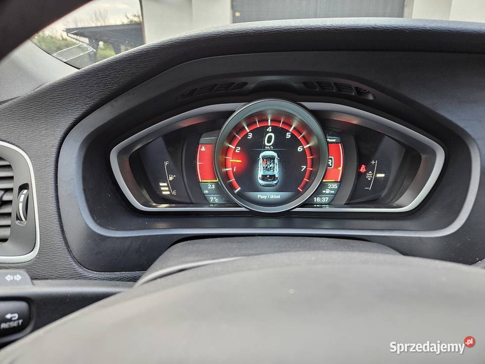 volvo v40 lakier metallic sprzedam