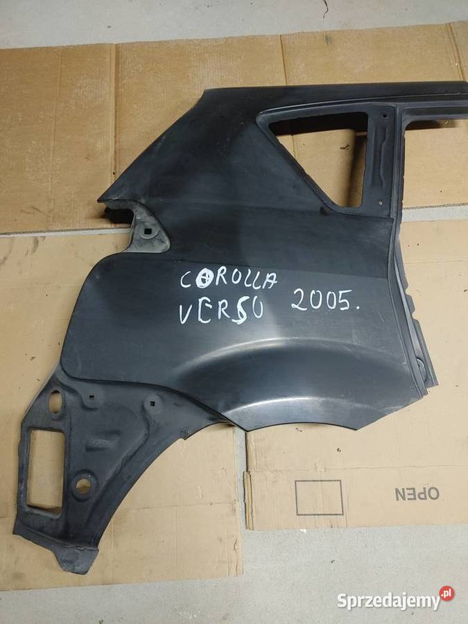 Poszycie błotnika Corolla Verso 0409