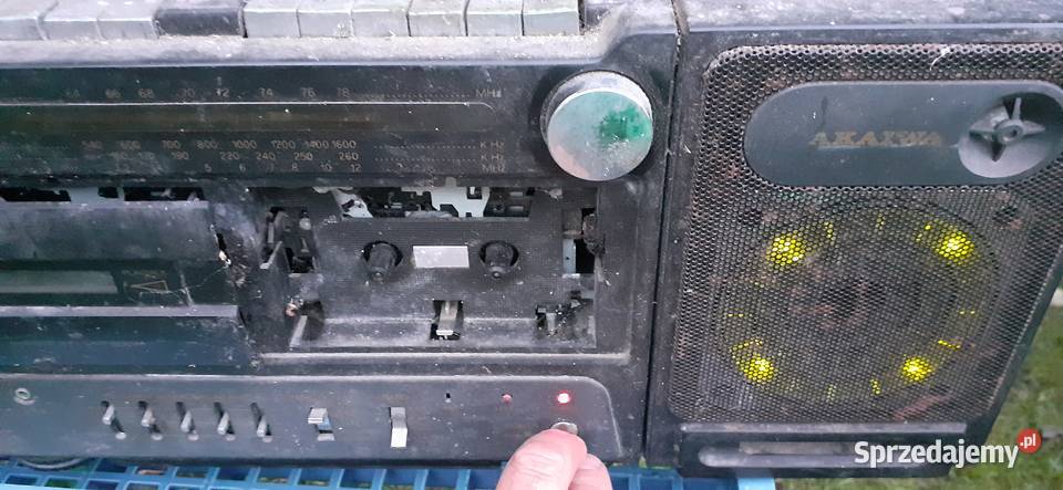 Radiomagnetofon Akaiwa MT 725 DLuszkodzony na
