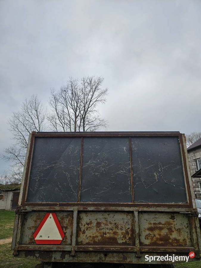 Zabudowa objętościowa przyczepa rolnicza D46D47 nieuszkodzony Świerkowo
