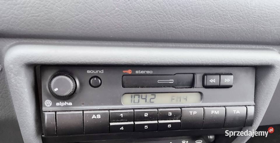Radio passat b3 b4 Wyposażenie wnętrza Zamość