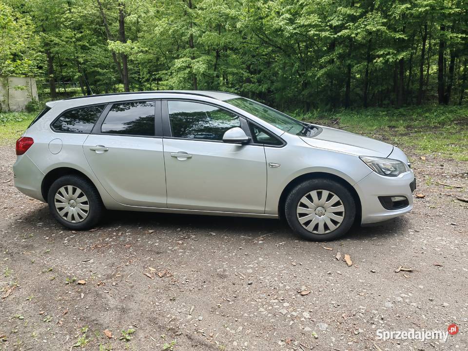 opel astra j 2016r 16 diesel sport tourer Chocznia
