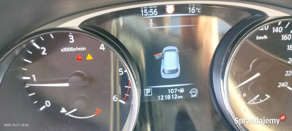 Ładny Nissan x trail z panoramicznym dachem Łodygowice