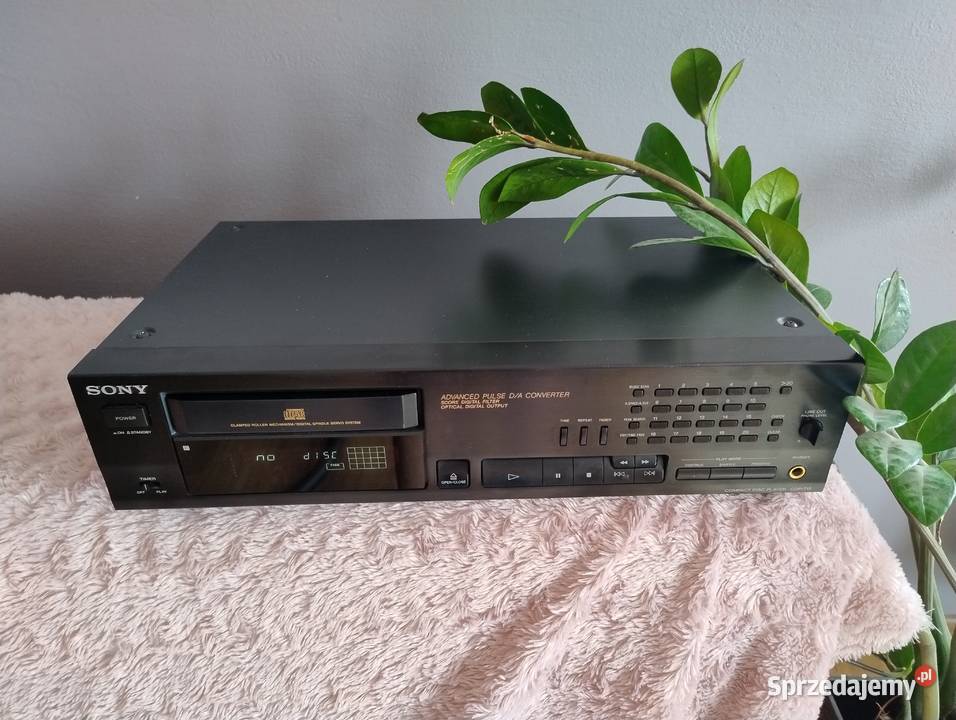 Odtwarzacz CD Sony cdp 715 z pilotem Odtwarzacze CD i MD podkarpackie Trzebuska sprzedam