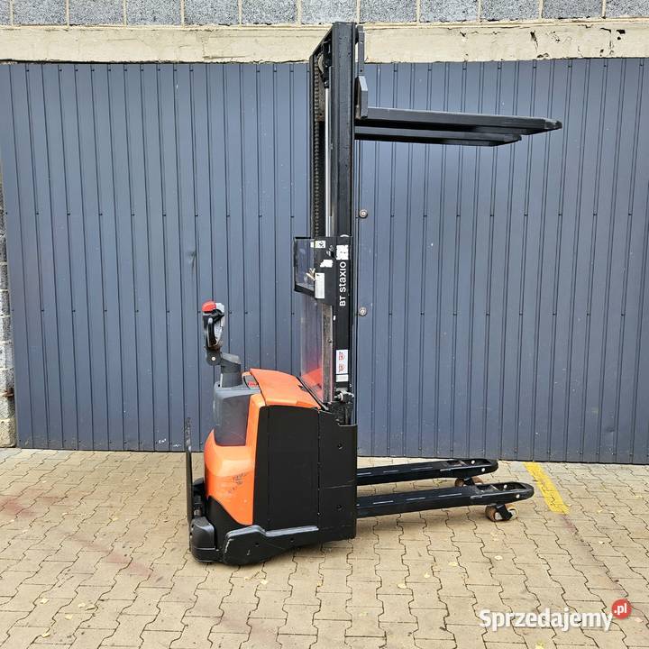 Używany paleciak elektryczny BT wstępne Wózki widłowe Motoryzacja małopolskie Celiny