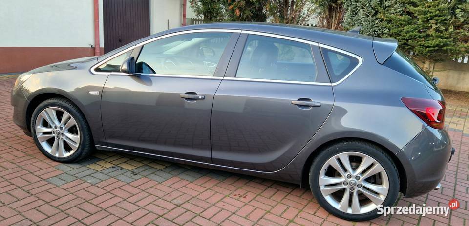 Cosmo 14 turbo Navi pdc przód i tył alufelgi sprzedam