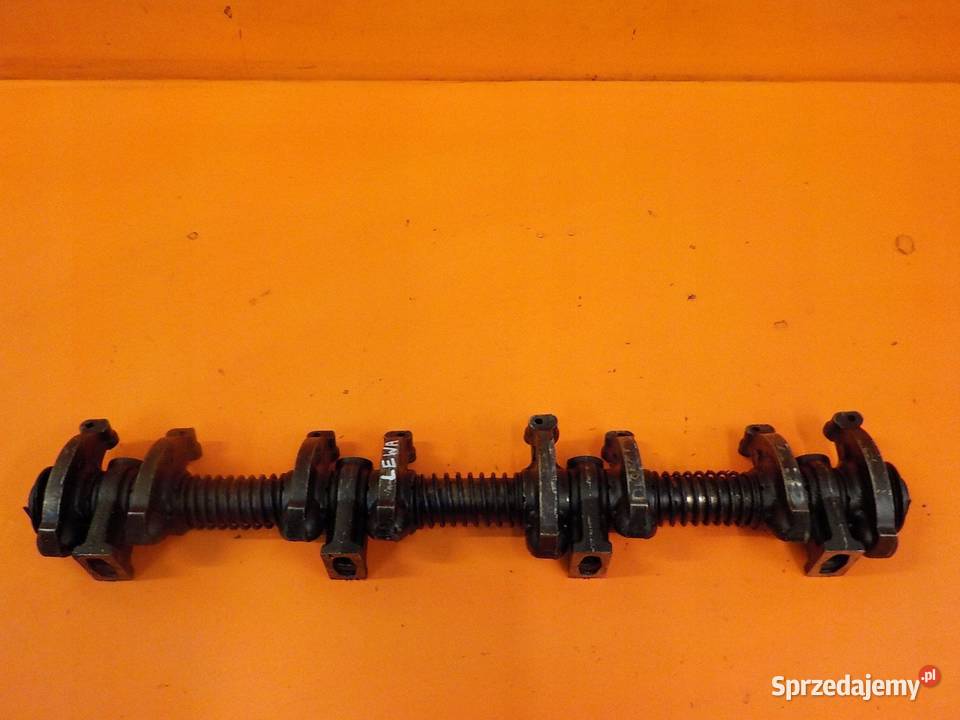 DISCOVERY I 39 V8 96 walek os dzwigienek lewy Suków