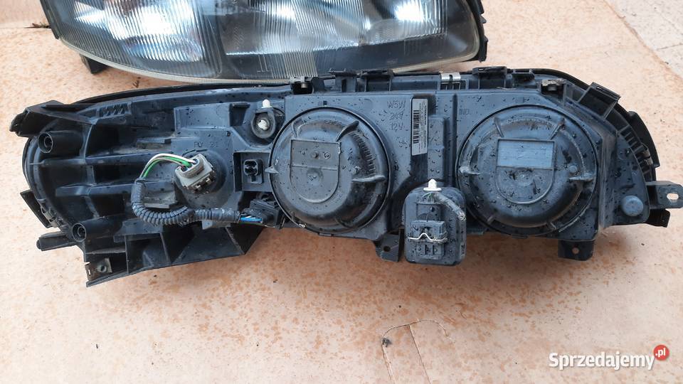 lampa prawa 89004806 lewa 89004805 Volvo v70 II Lampy przednie dolnośląskie Dębno sprzedam