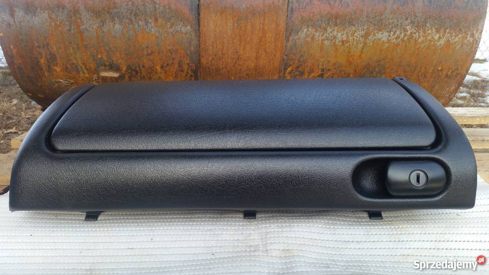 Schowek Volkswagen golf III do w z AIRBAG osobowe łódzkie Pabianice