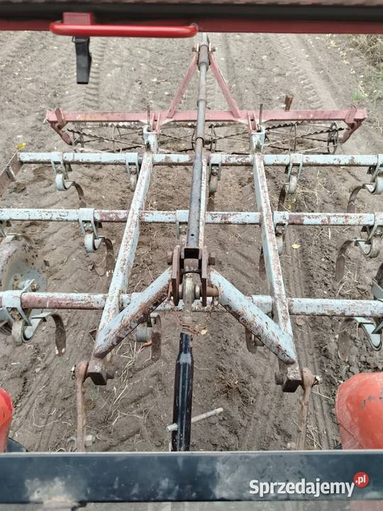 Agregat uprawowy kultywator z wałem strunowym Garbatka Długa