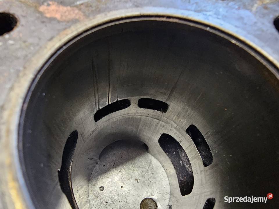 Yamaha DT 80 lc2 cylinder tłok tuleja DT80 dolnośląskie Jelenia Góra