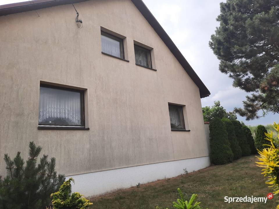 Dom wolnostojący w Gniewkowicach koło Kietrza Chróścielów