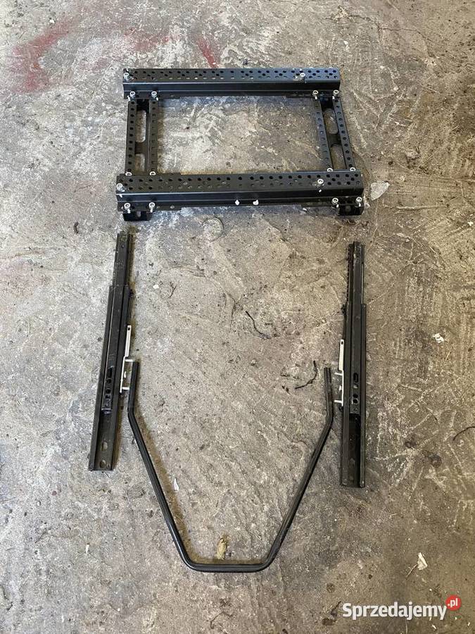 Fotel sportowy SLIDE RS zamsz Black M szyny Poręba sprzedam