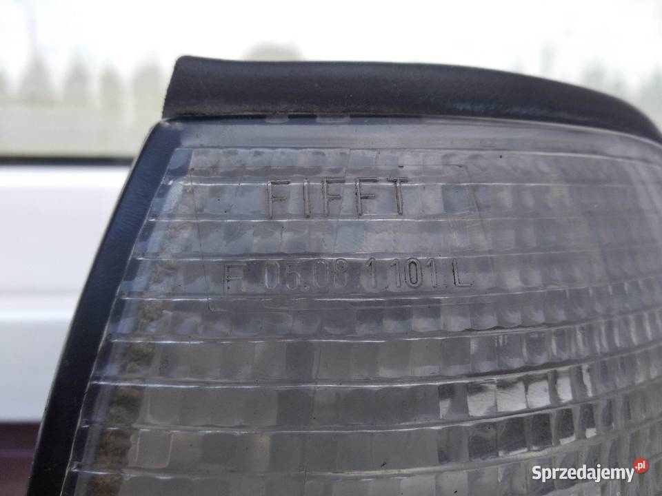 BMW E36 kierunkowskaz kierunek migacz lewy Fifft osobowe Sieradz sprzedam