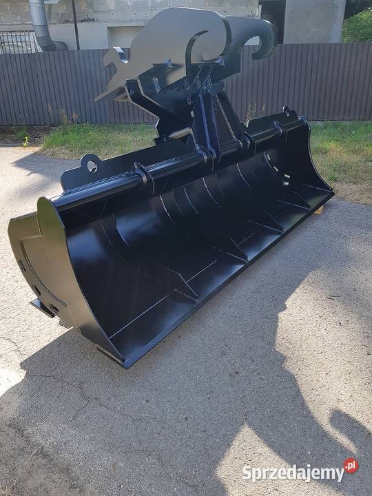 ŁYŻKA DO KOPARKI SKARPOWA SZEROKOŚĆ ROBOCZA 3 Imielin