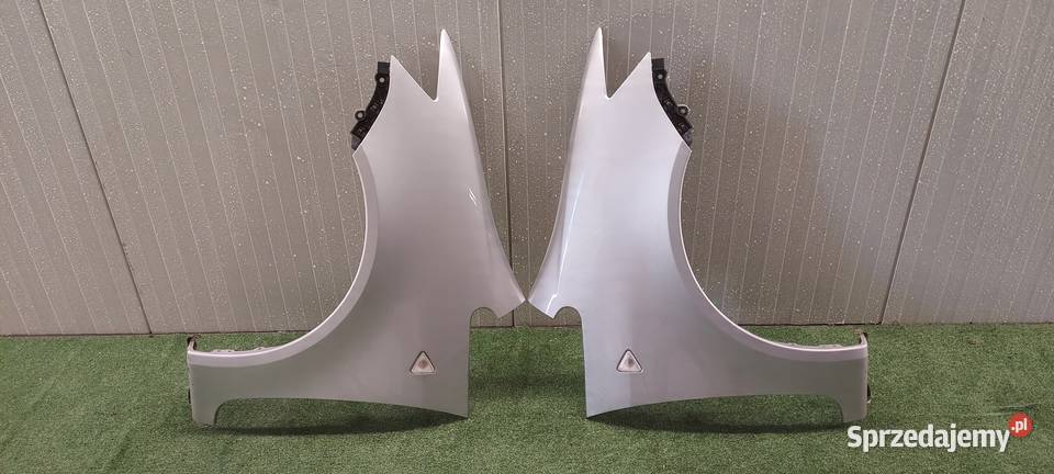 BŁOTNIK PRAWY MITSUBISHI COLT LIFT 0812 3D LAK Błotniki Międzychód