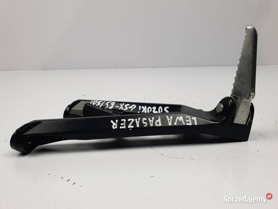 LEWY SET PASAŻERA PODNÓŻEK Suzuki GSX8S 2023 Chełm