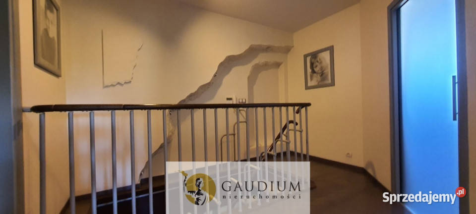 Tczew dom z trzema osobnymi mieszkaniami