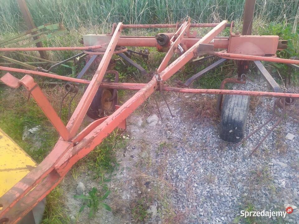 Przewracarka do siana szer 2 30 m nieuszkodzony Pniówek sprzedam