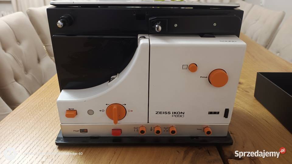 Zabytkowy projektor dźwiękowy Zeiss Ikon P890