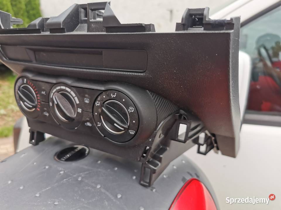 Panel sterowania klimatyzacją nawiewem Mazda 2 Tłuszcz
