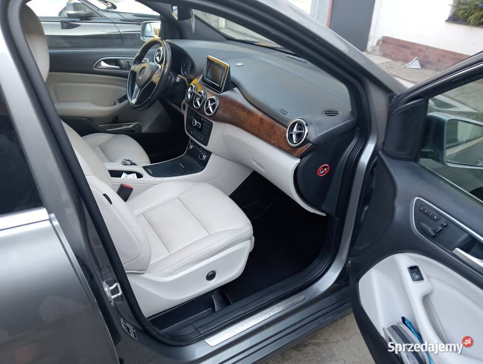 Sprzedam Mercedesa W 246 benzyna Brzeg Dolny sprzedam