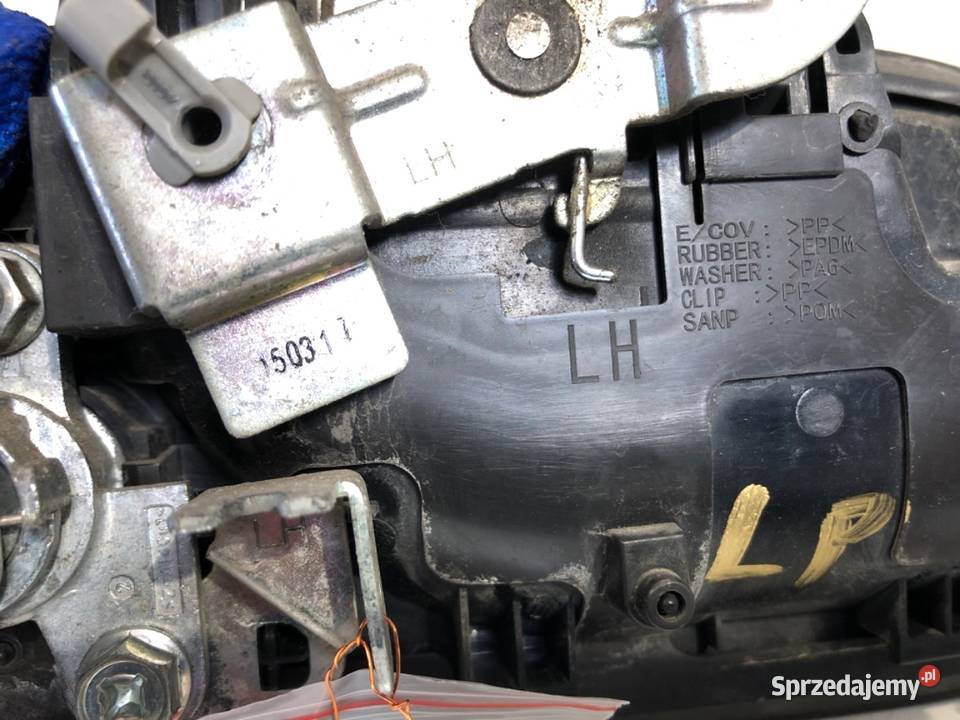 KLAMKA ZEWNĘTRZNA LEWY PRZÓD NISSAN NV200