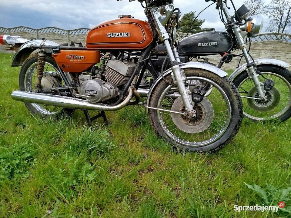 Suzuki GT250 z 1977 roku dokumenty Yamaha Suzuki dwusuwowy sprzedam