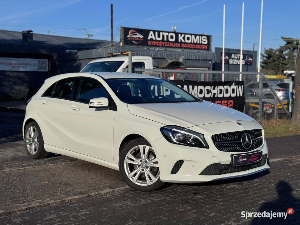 MercedesBenz Klasa A W176 16 A180 BENZYNA 2015 nieuszkodzony Częstochowa
