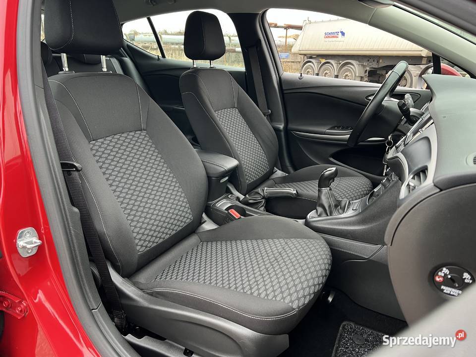 Opel Astra K 12 BENZYNA Klimatronik Nawigacja kurtyny powietrzne Konin