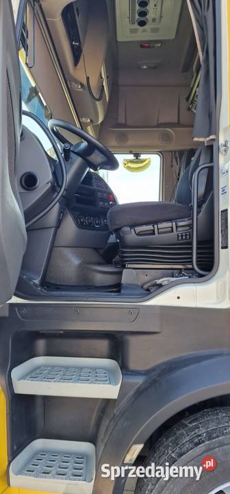 DAF XF 460 z 2016 r Naczepa Schmitz Mega 2014 r Ciągniki siodłowe Koniaczów